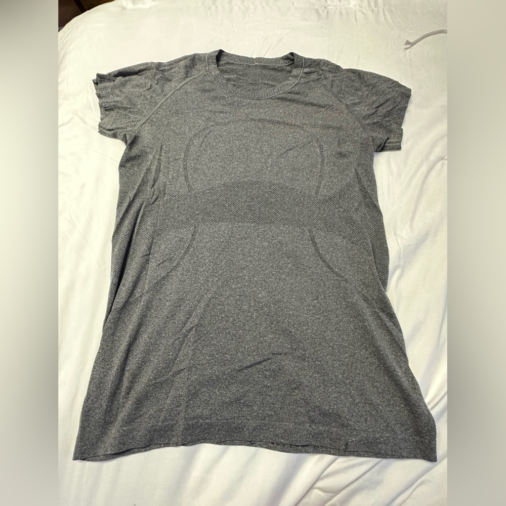 Lululemon swiftly tech shirt sleeve tee